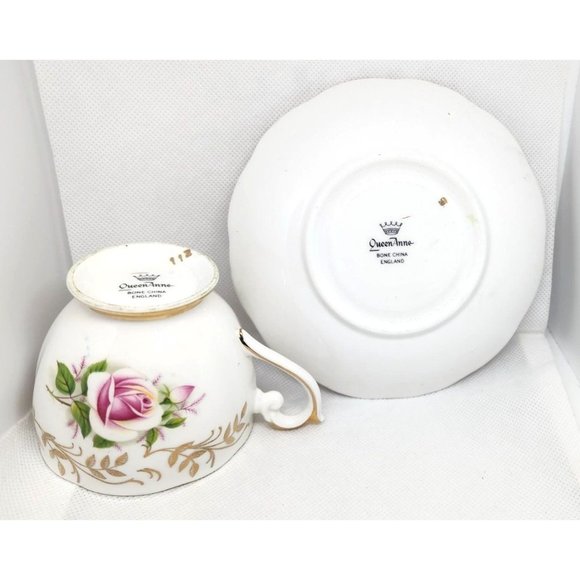 Vintage Queen Anne Floral Bone China England Teacup & Saucer - 112 Gold Trim - Picture 5 of 14